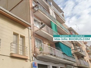Piso con ascensor en venta en LA SELVA 11