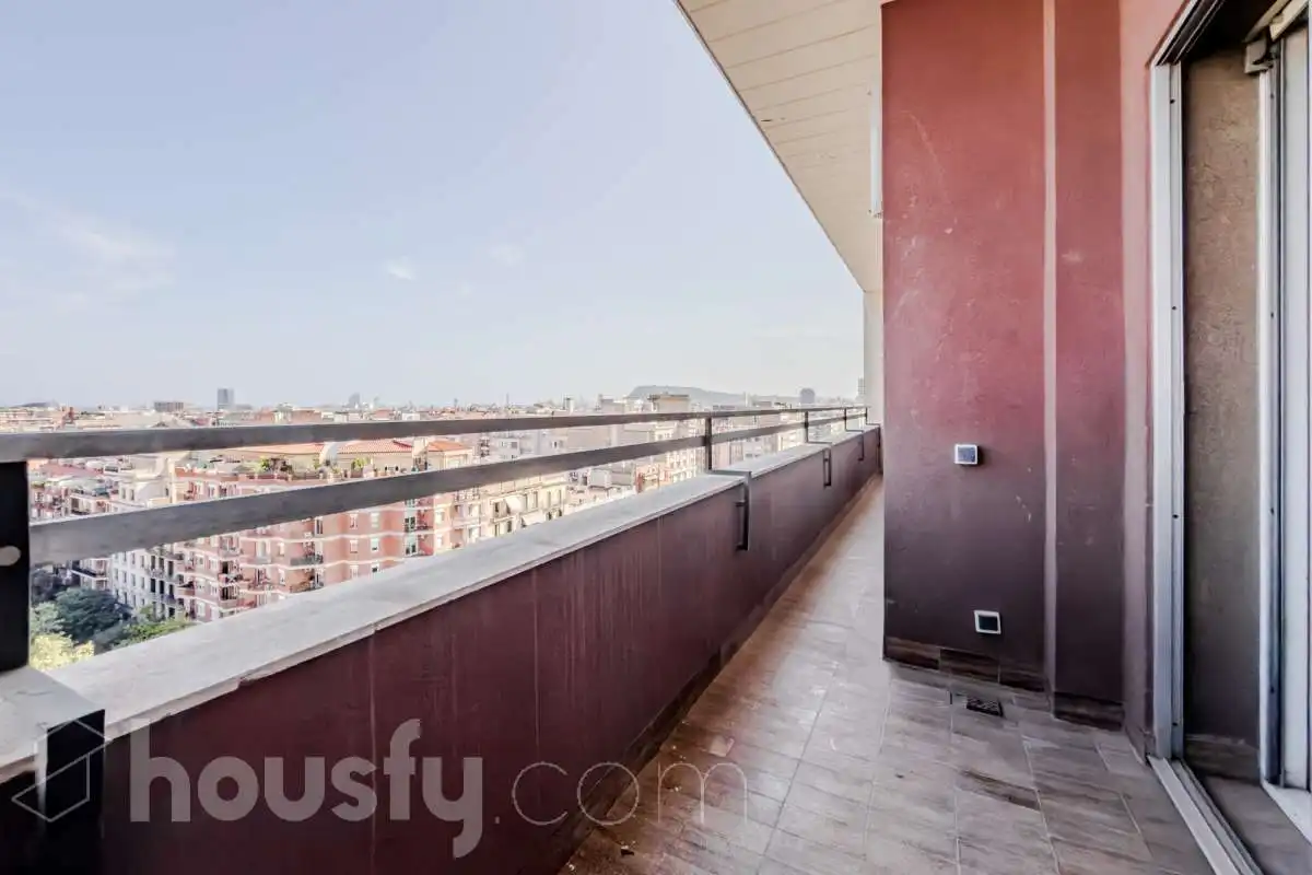 Piso con ascensor en venta en Gran Via Corts Catalanes ., imagen 2