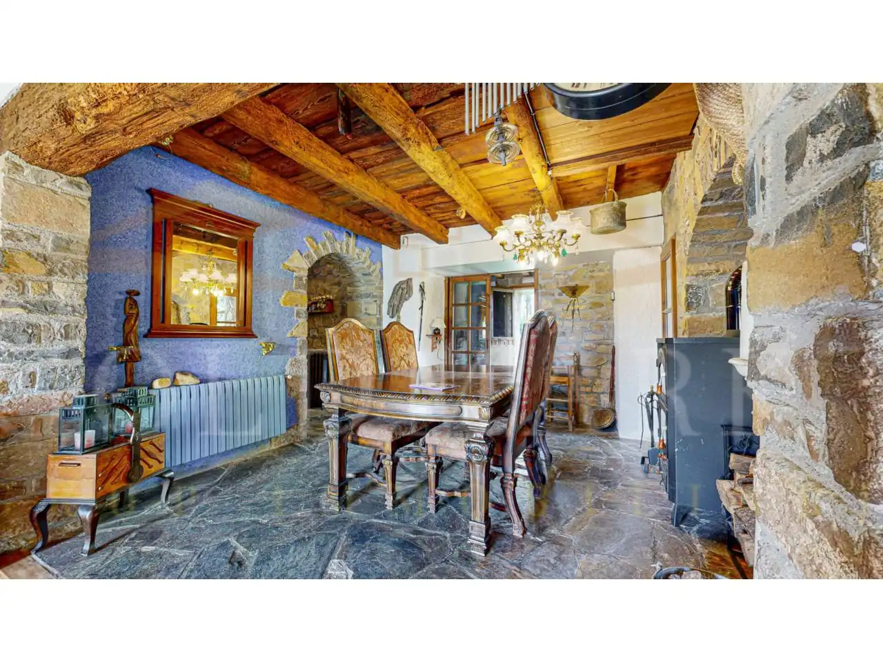 Comedor de Finca rústica en venta en Sant Jaume de Frontanyà con Calefacción y Jardín privado