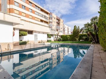 Wohnung mit Balkon zum Verkauf in Carrer de Bertran de Castellet