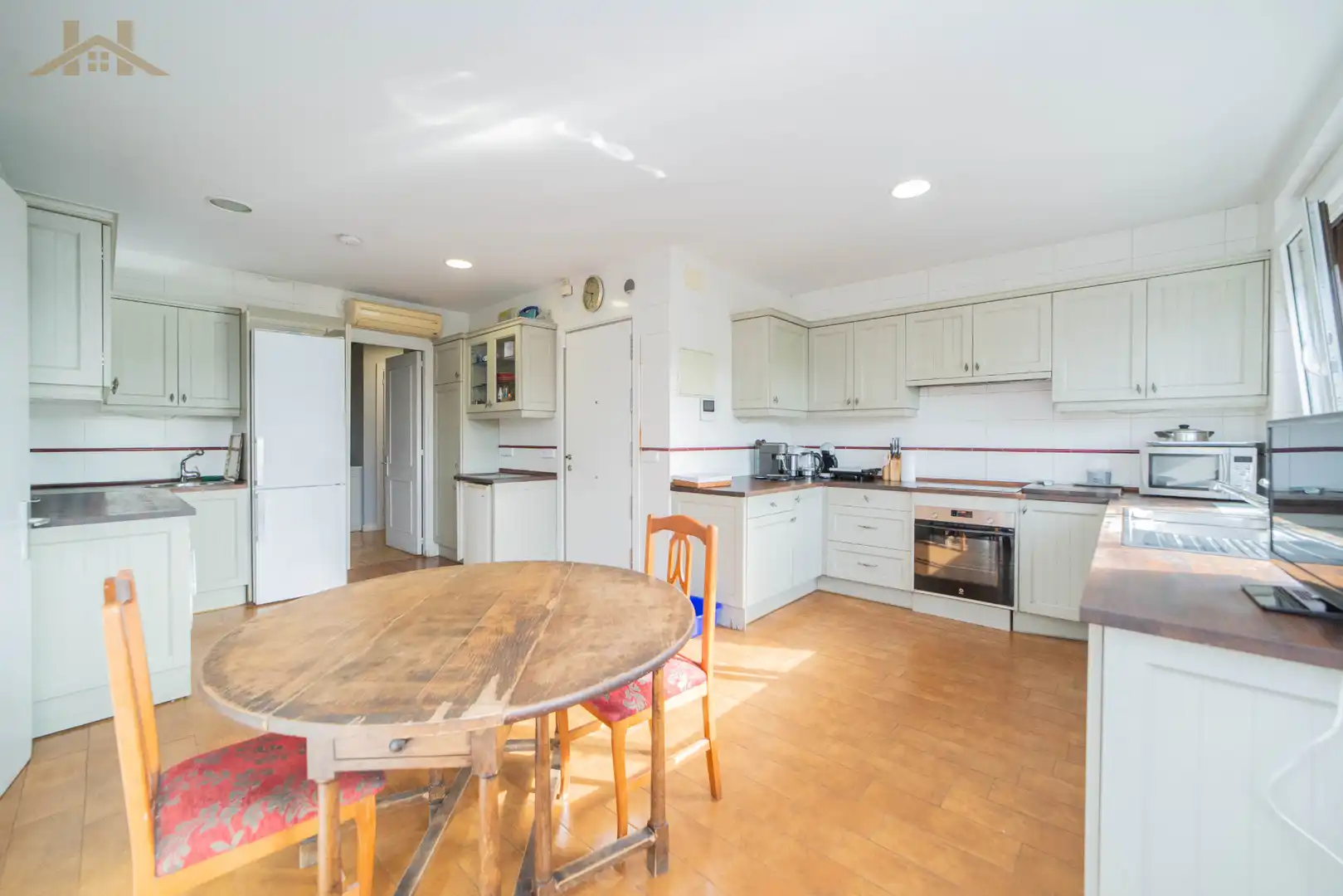 Cocina de Piso en venta en Pozuelo de Alarcón con Aire acondicionado, Calefacción y Terraza