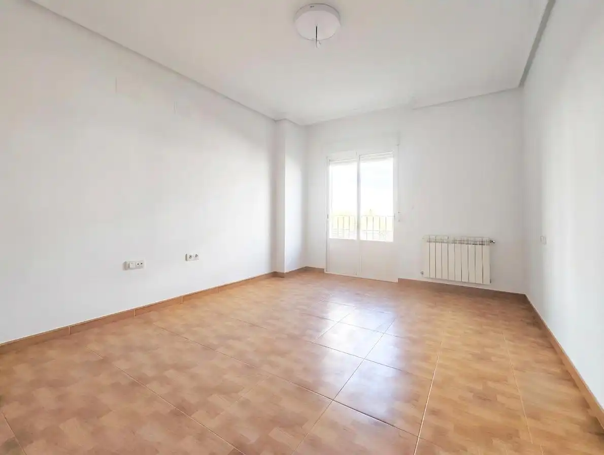 Sala de estar de Piso en venta en Puertollano con Calefacción, Terraza y Balcón