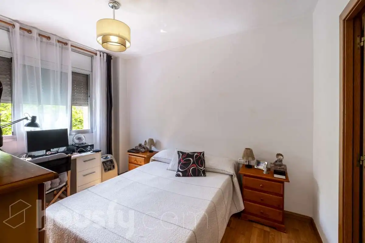 Appartamento con terrazza in vendita a Plaça Maria Manent ., imagen 5
