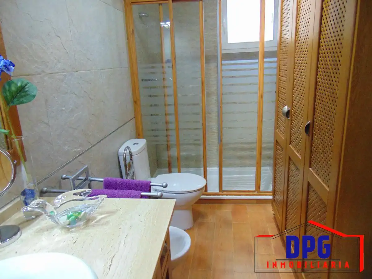 Baño de Apartamento en venta en Garrucha con Aire acondicionado y Amueblado