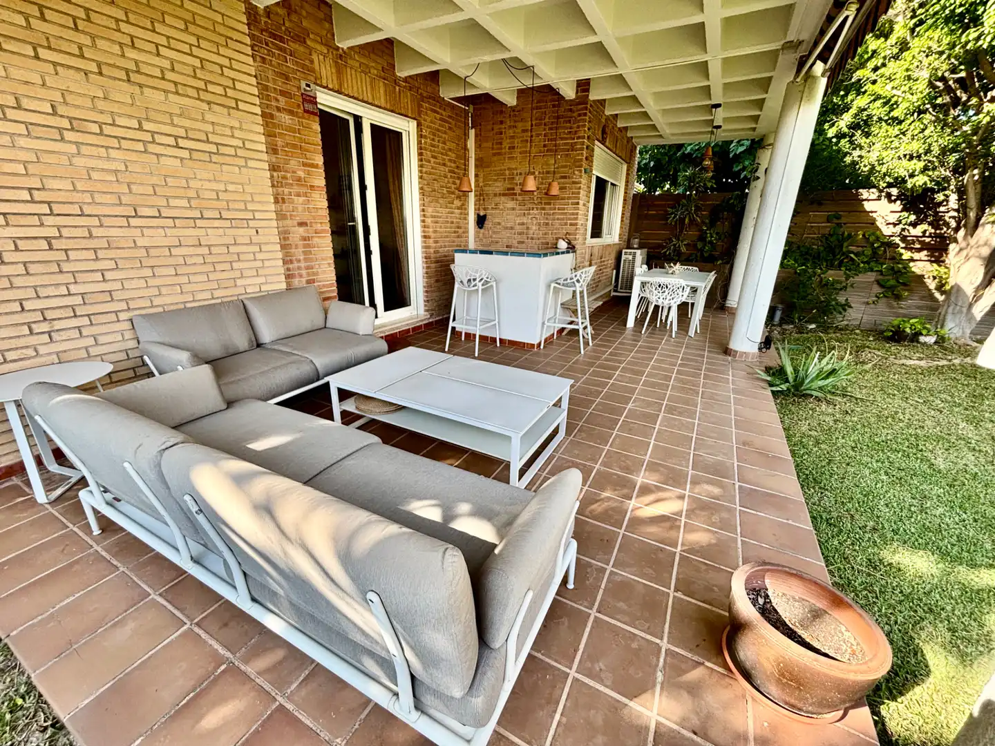 Terraza de Casa adosada en venta en Sant Joan d'Alacant con Aire acondicionado, Calefacción y Jardín privado