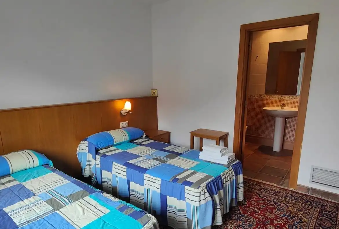 Hotel en venta en Carrer de Sant Esteve 14, imagen 2