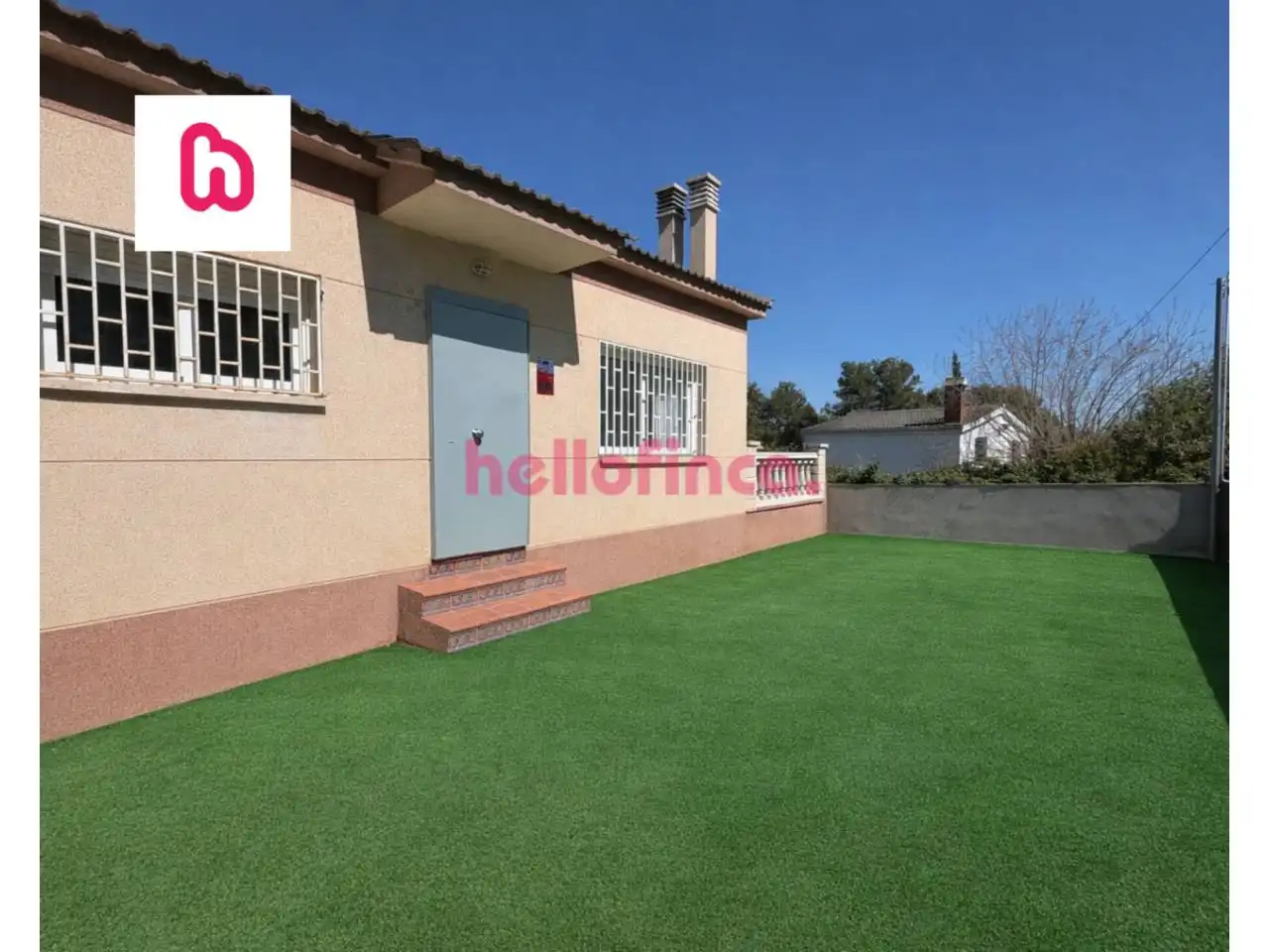 Exterior view of Houses for sale in La Torre de Claramunt  with Air Conditioner, Heating and Private garden