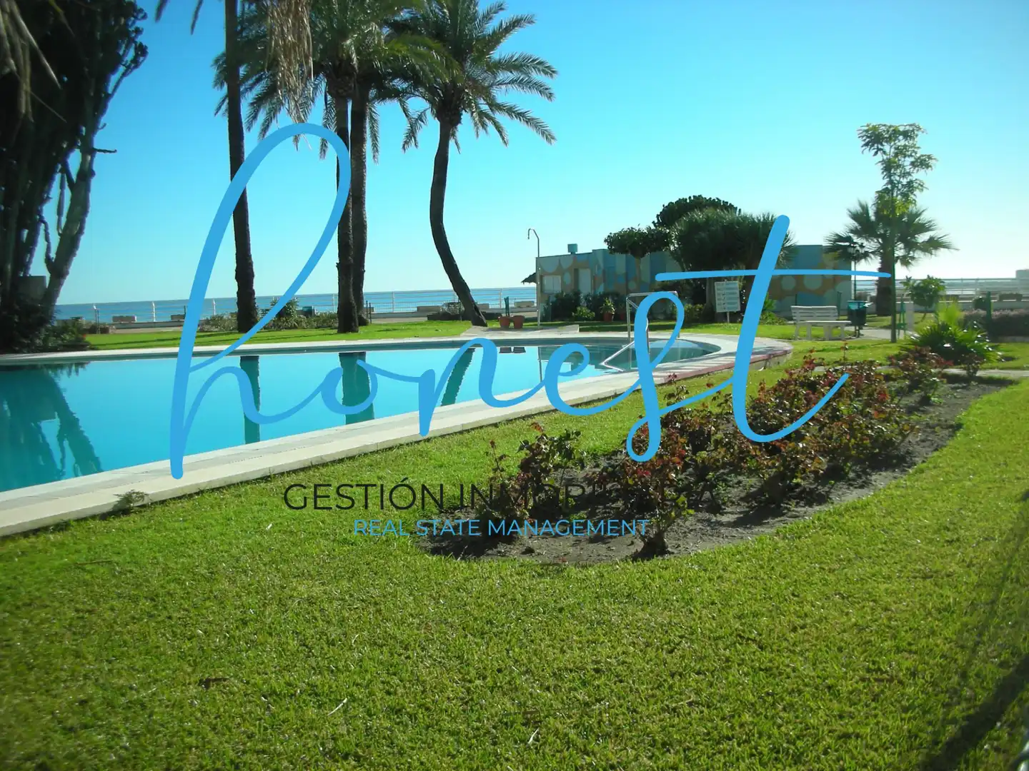 Loft zum Verkauf in Torremolinos mit Klimaanlage, Terrasse und Möbliert