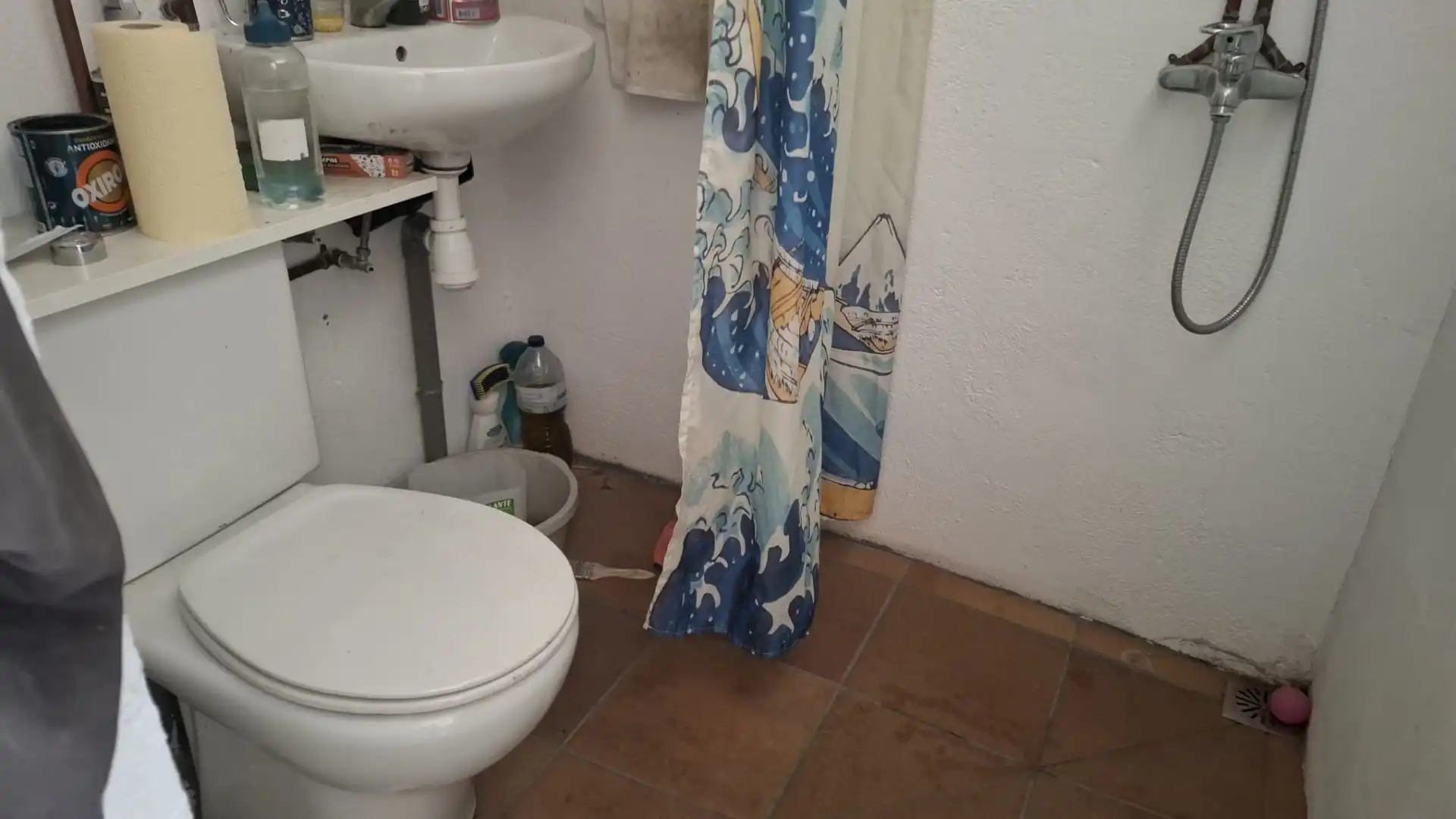 Bany de Casa o xalet en venda en Vallirana amb Calefacció