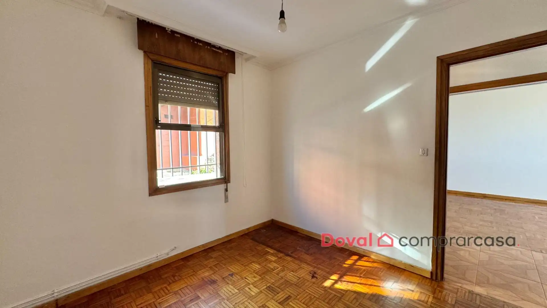 Bedroom of Houses for sale in Vigo   with Heating, Private garden and Parquet flooring