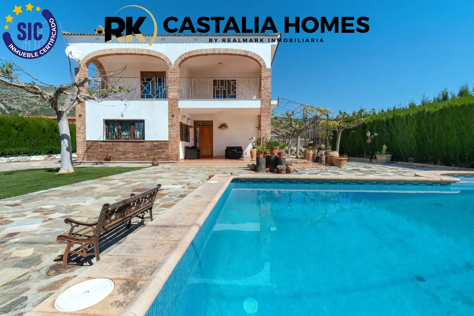 Vista exterior de Casa o xalet en venda en Borriol amb Calefacció, Jardí privat i Piscina