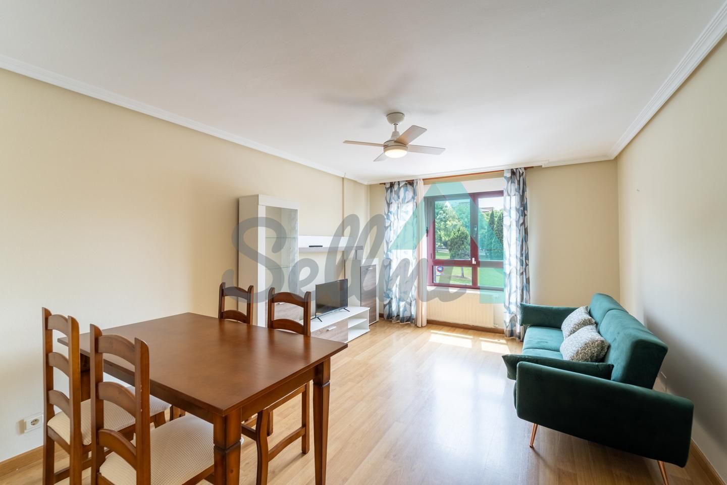 Exterior view of Flat to rent in Gijón   with Heating and Furnished