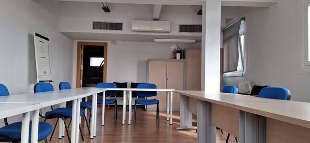 Oficina en Alquiler en Avenida de la Autonomía en Lamiako - Txopoeta