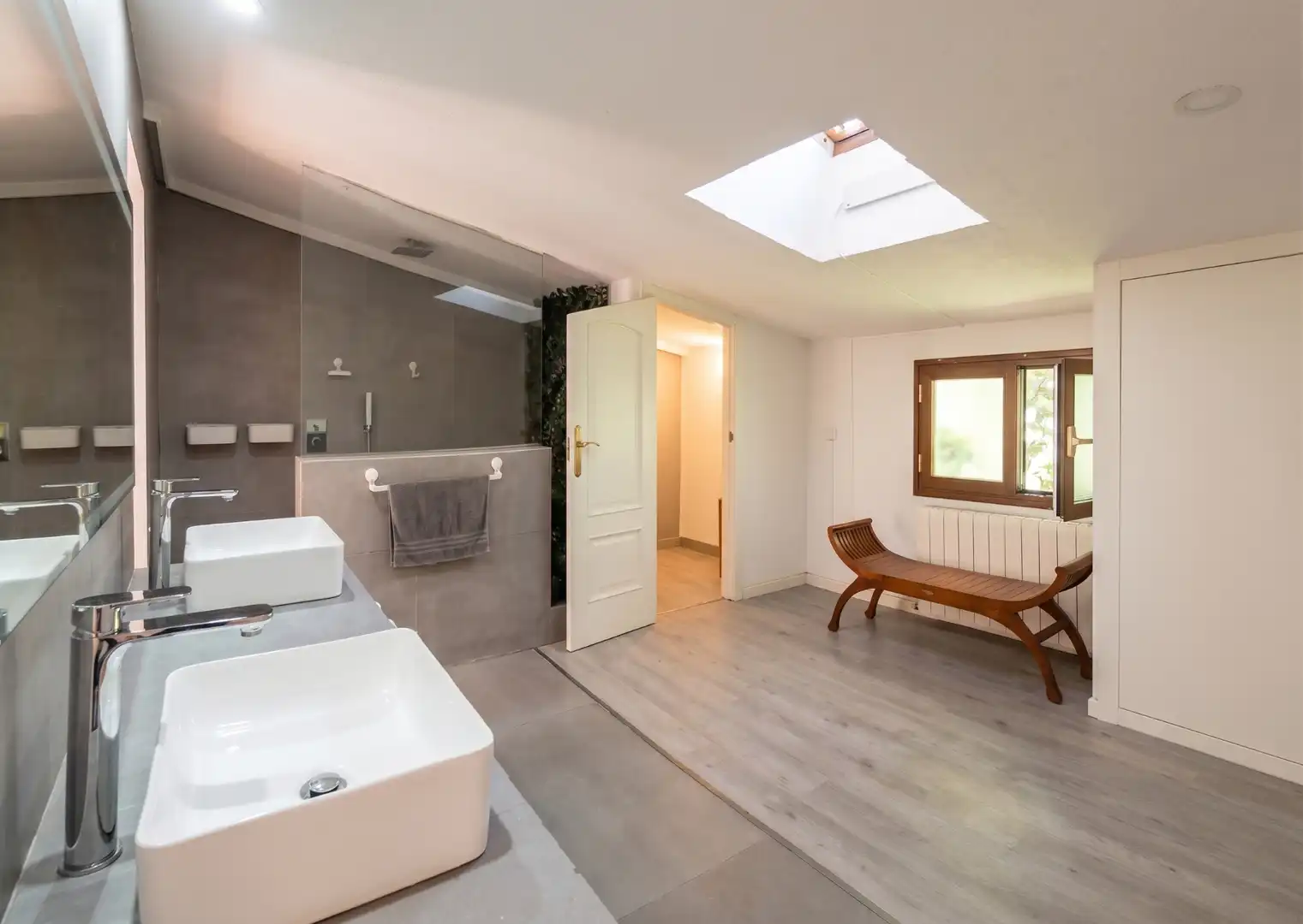Baño de Casa o chalet en venta en Villalbilla con Aire acondicionado, Calefacción y Jardín privado