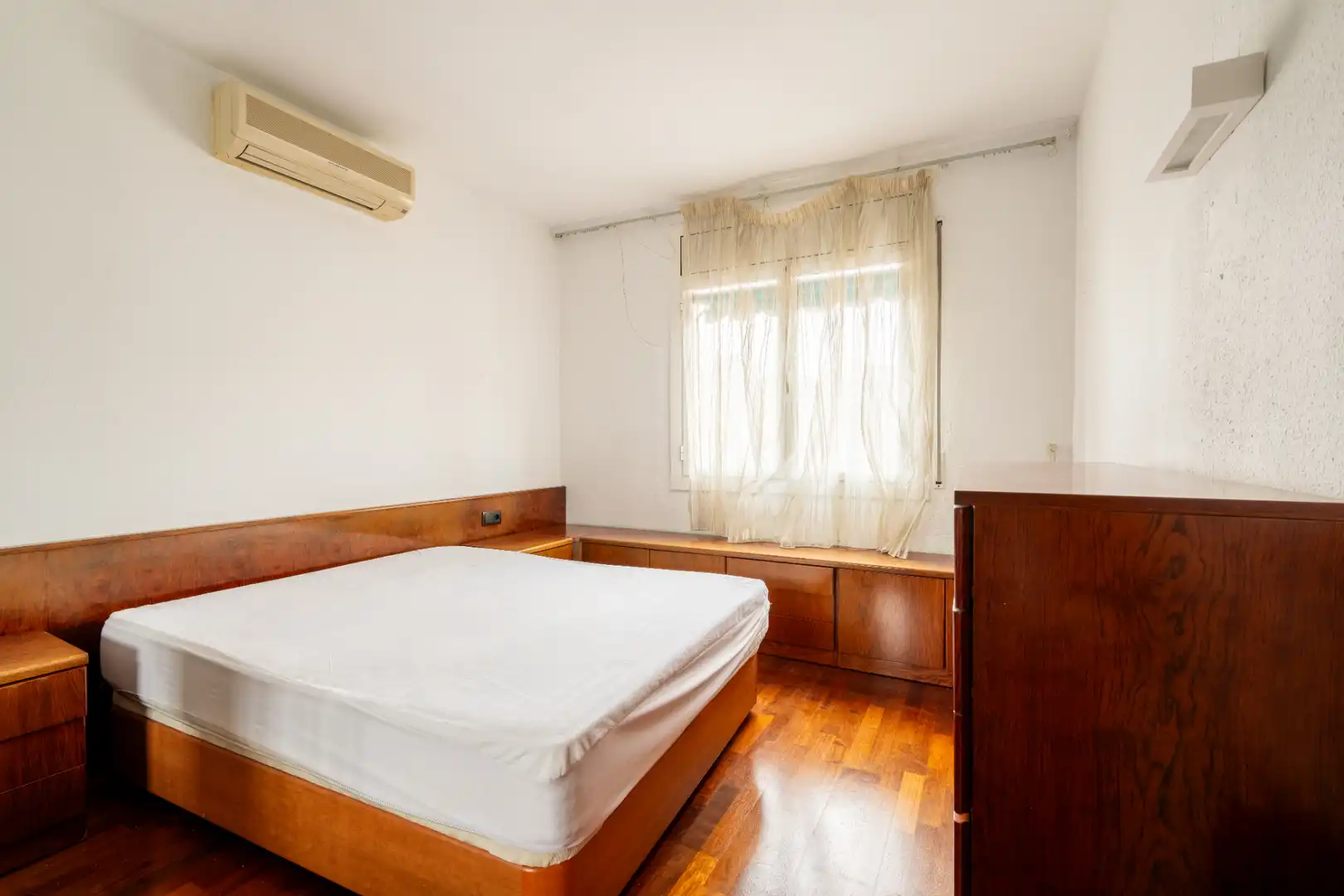 Bedroom of Flat for sale in Gràcia