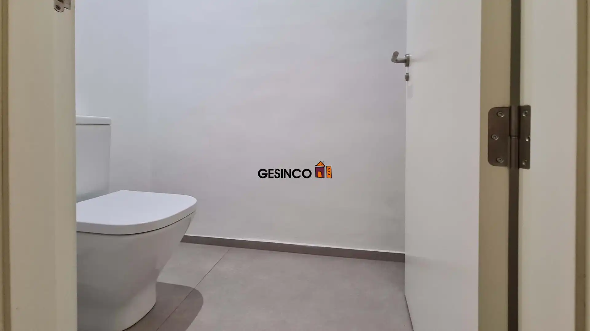 Baño de Local en venta en Ontinyent con Aire acondicionado
