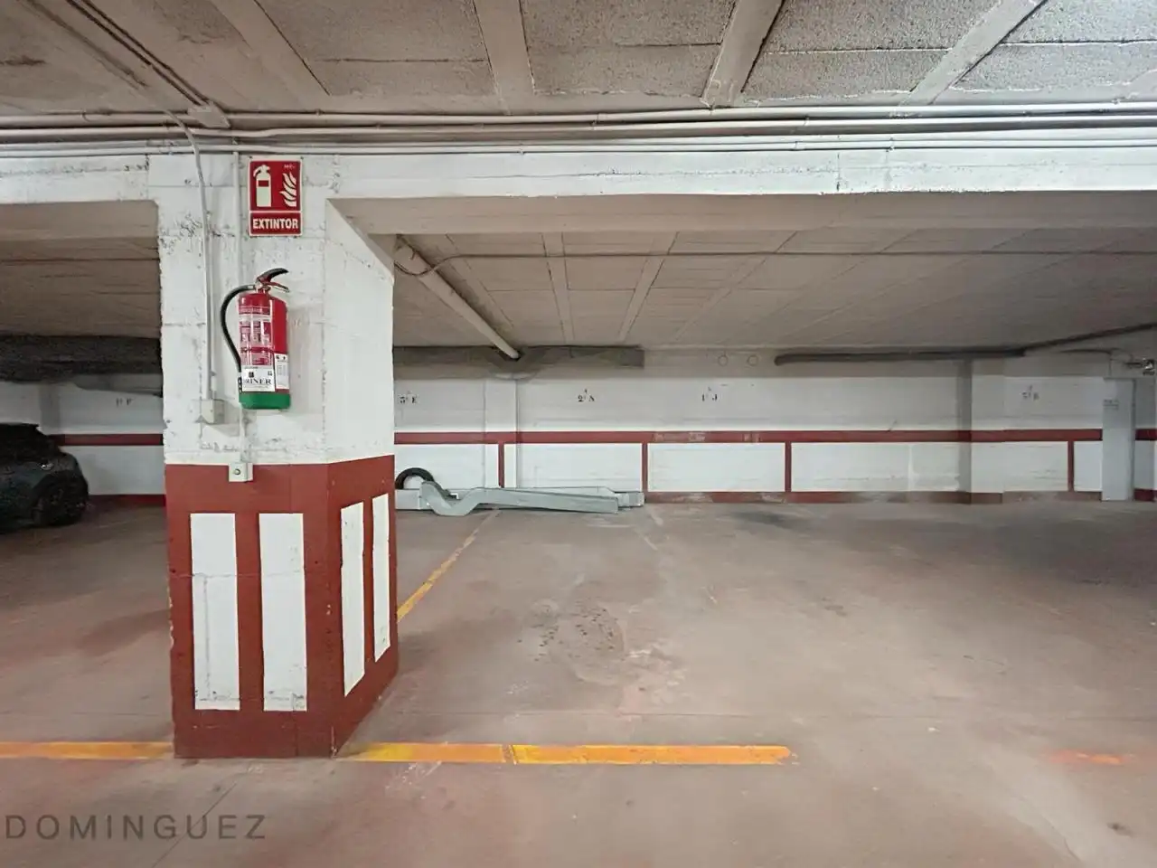 Parkplatz von Wohnungen zur Miete in Vigo  mit Heizung, Terrasse und Möbliert