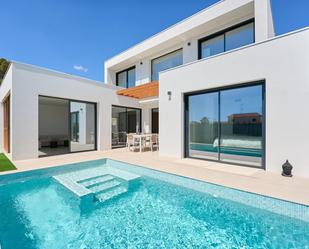 Piscina de Casa o xalet en venda en Alicante / Alacant amb Aire condicionat, Calefacció i Jardí privat