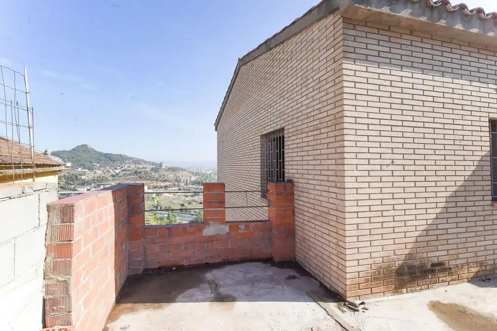 Vista exterior de Casa o xalet en venda en Barcelona