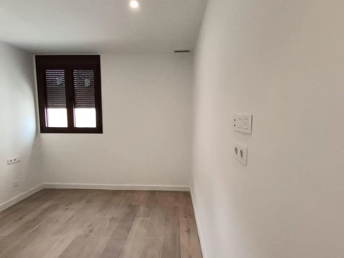Flat for sale in Sabadell  with Air Conditioner, Terrace and Storage room