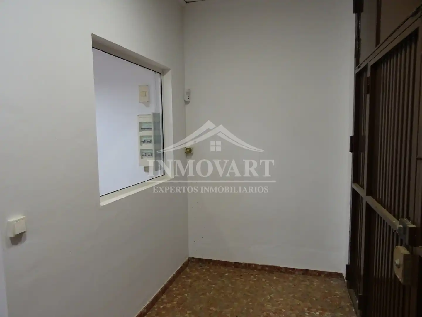 Local commercial à louer à Algemesí, imagen 2