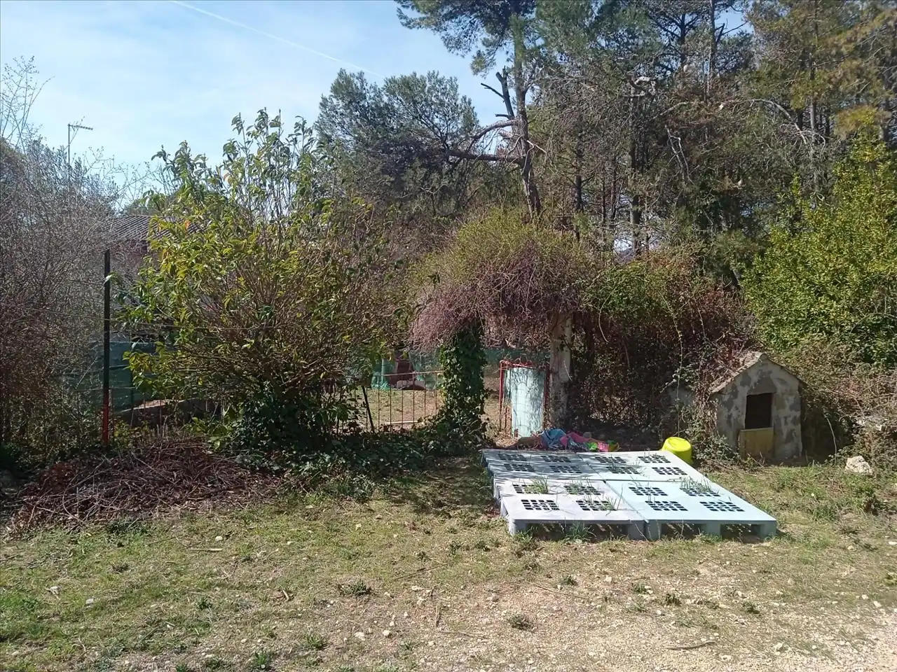 Houses for sale in Pontons  with Private garden