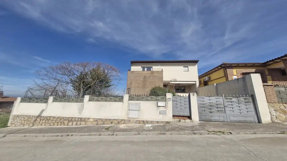 Xalet en venda a C/ RAMON Y CAJAL, Nº 3, PARC.D 3