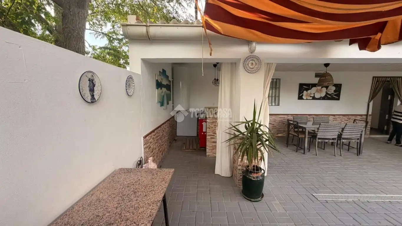 Terrassa de Finca rústica en venda en La Lantejuela , Sevilla