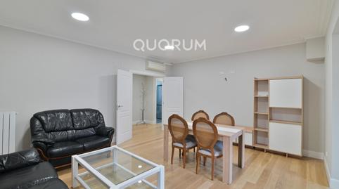 Foto 4 de Pis de lloguer a Calle Autonomía, Alhóndiga, Bilbao