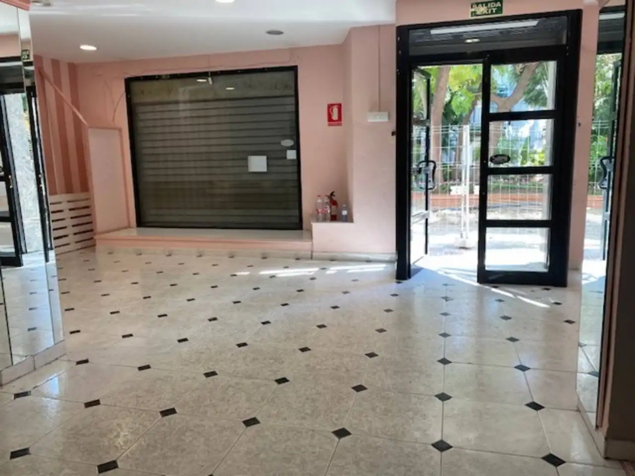 Locale commerciale in affitto a Estepona Pueblo, imagen 15