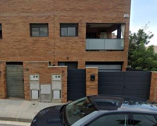 Exterior view of House or chalet for sale in Vilanova i la Geltrú  with Private garden