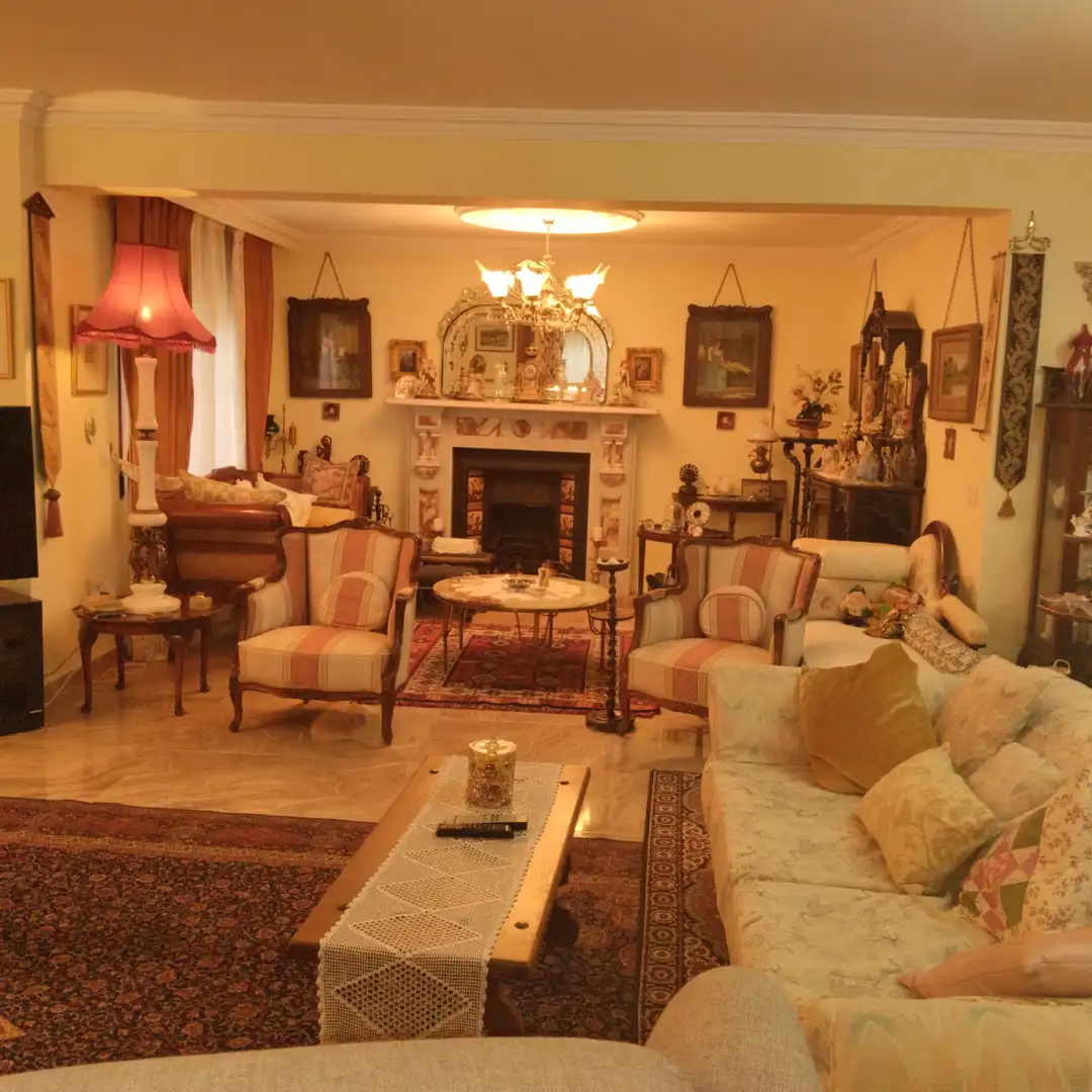 Sala d'estar de Casa o xalet en venda en El Escorial amb Calefacció, Jardí privat i Parquet