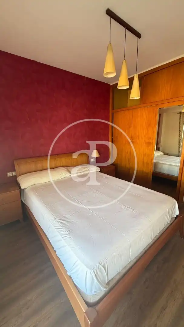 Habitación de Piso de alquiler en Elche / Elx con Aire acondicionado, Calefacción y Amueblado