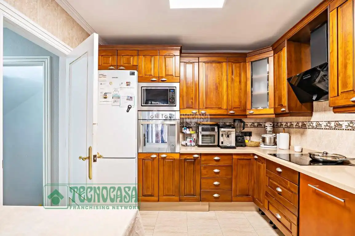 Cocina de Casa adosada en venta en Roquetas de Mar