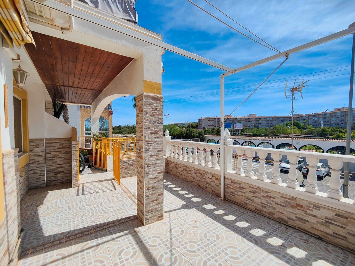Terrace of Attic for sale in Torrevieja  with Air Conditioner, Terrace and Furnished