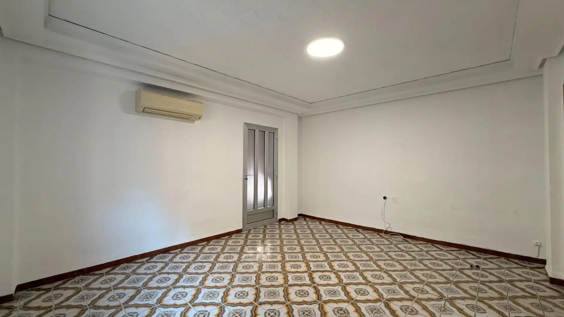 Flat for rent in ILDEFONS FIERRO, Casco Antiguo