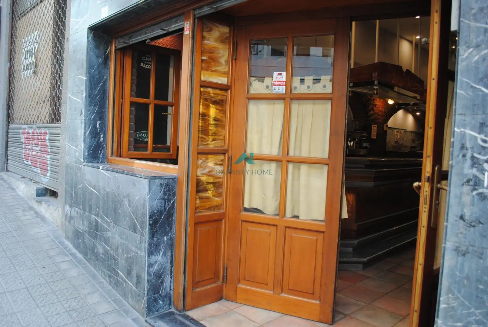 Local comercial en venda a Uribarri