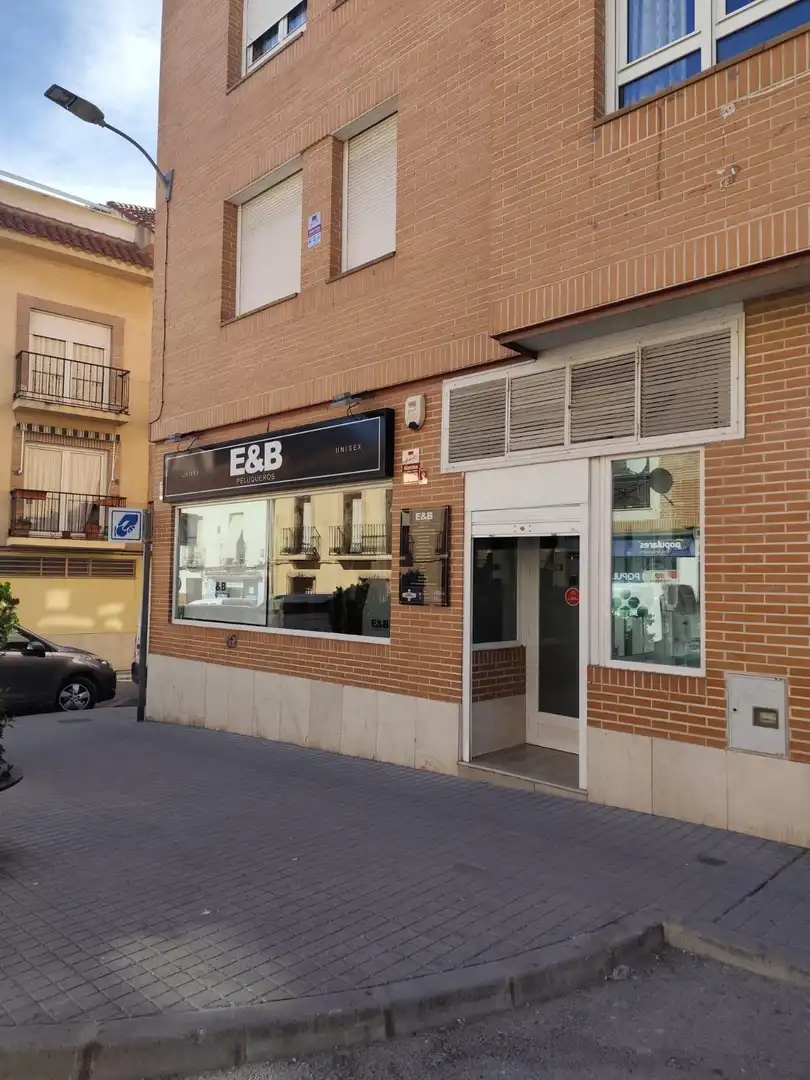 Local en venda en Ciempozuelos amb Aire condicionat i Moblat