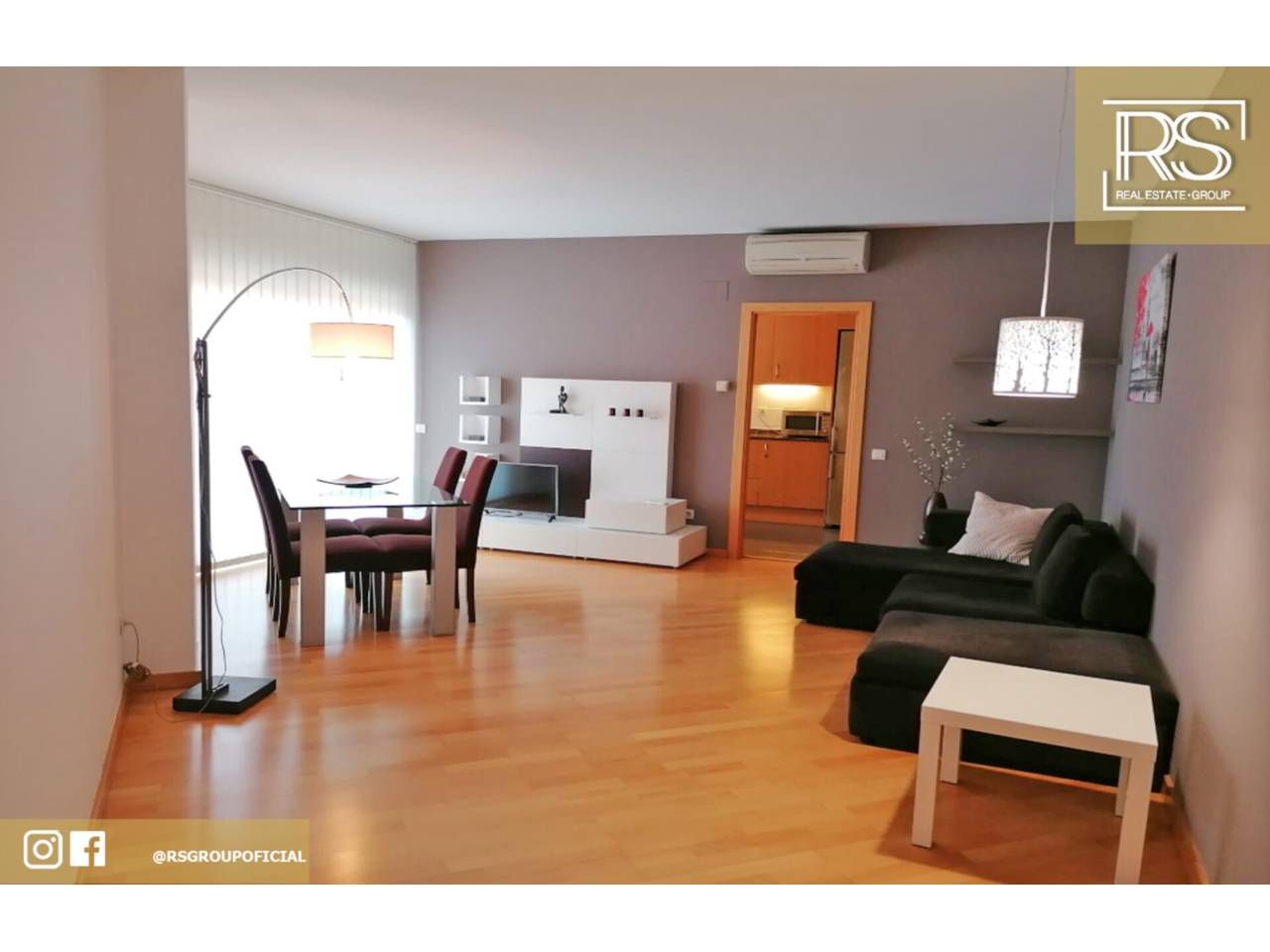 Living room of Flat to rent in  Barcelona Capital  with Air Conditioner, Heating and Furnished