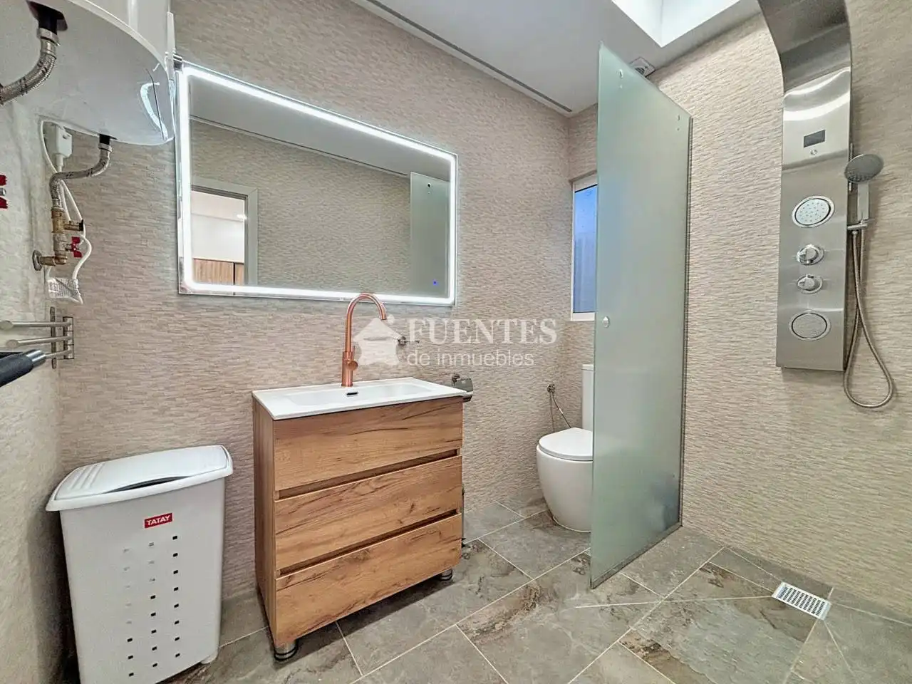 Bany de Apartament en venda en Alicante / Alacant amb Aire condicionat i Moblat