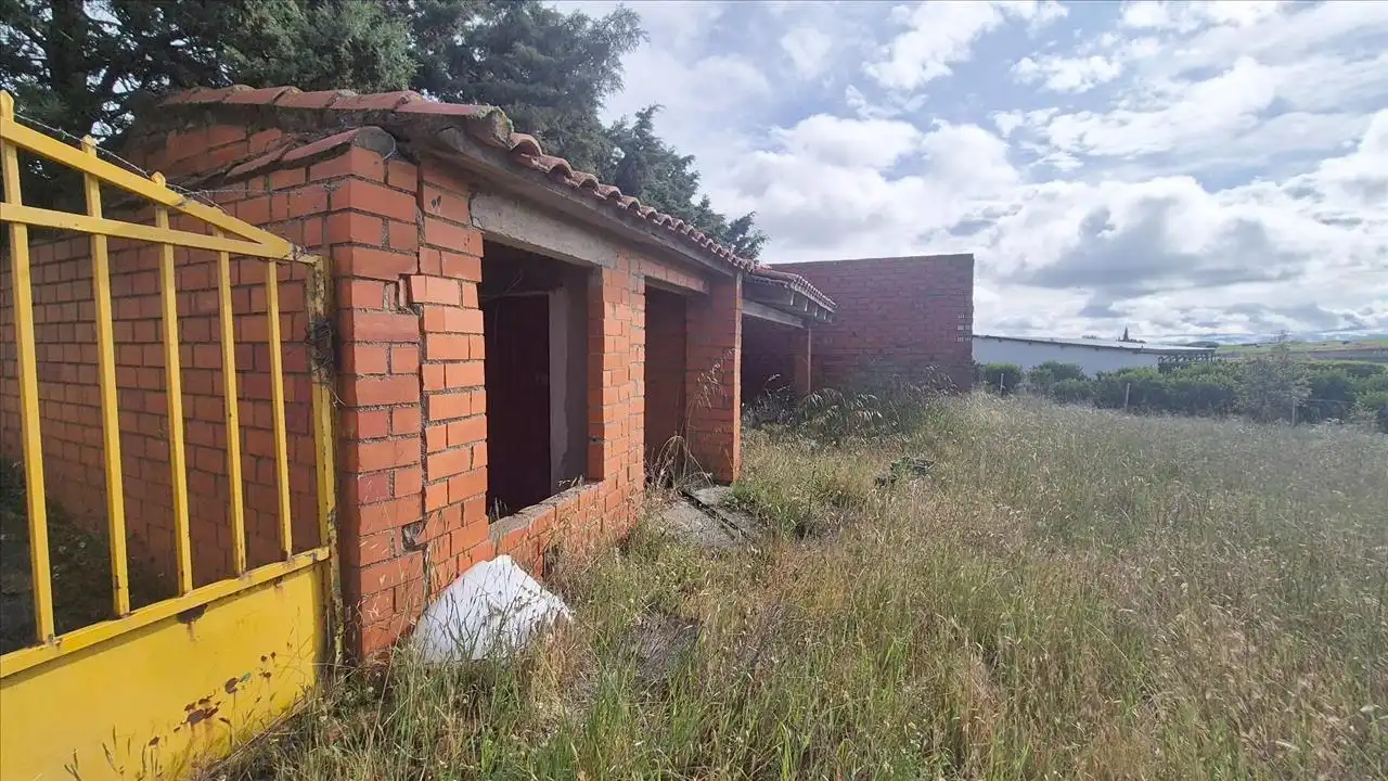 Casa o xalet en venda en Miranda de Azán amb Traster i Piscina