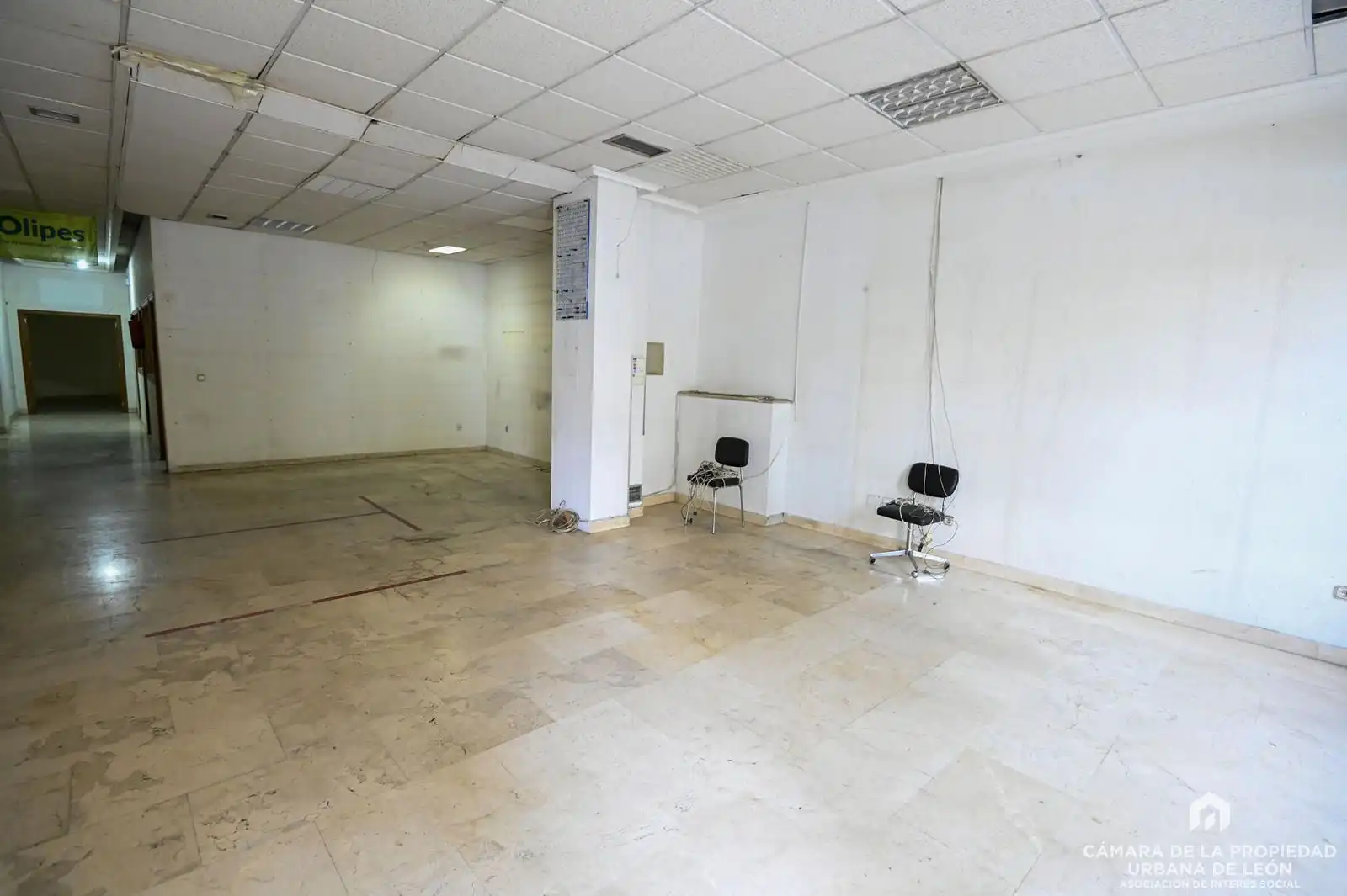 Local comercial en venda a MURILLO, imagen 2