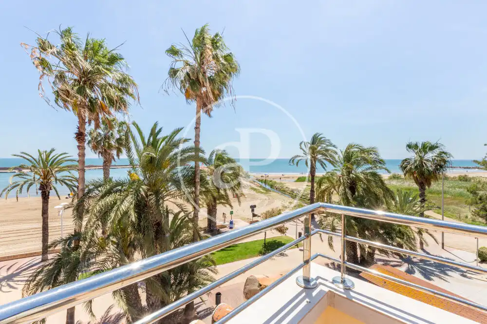 Terraza de Casa o chalet de alquiler en La Pobla de Farnals con Aire acondicionado, Calefacción y Jardín privado