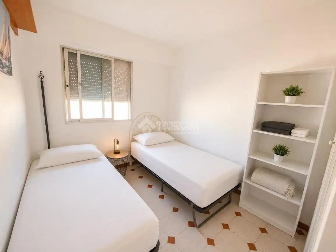 Bedroom of Flat for sale in Marbella