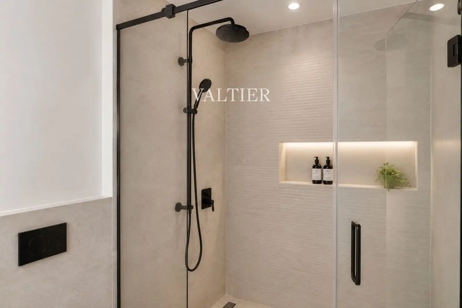 Baño de Piso en venta en Madrid con Aire acondicionado, Calefacción y Terraza