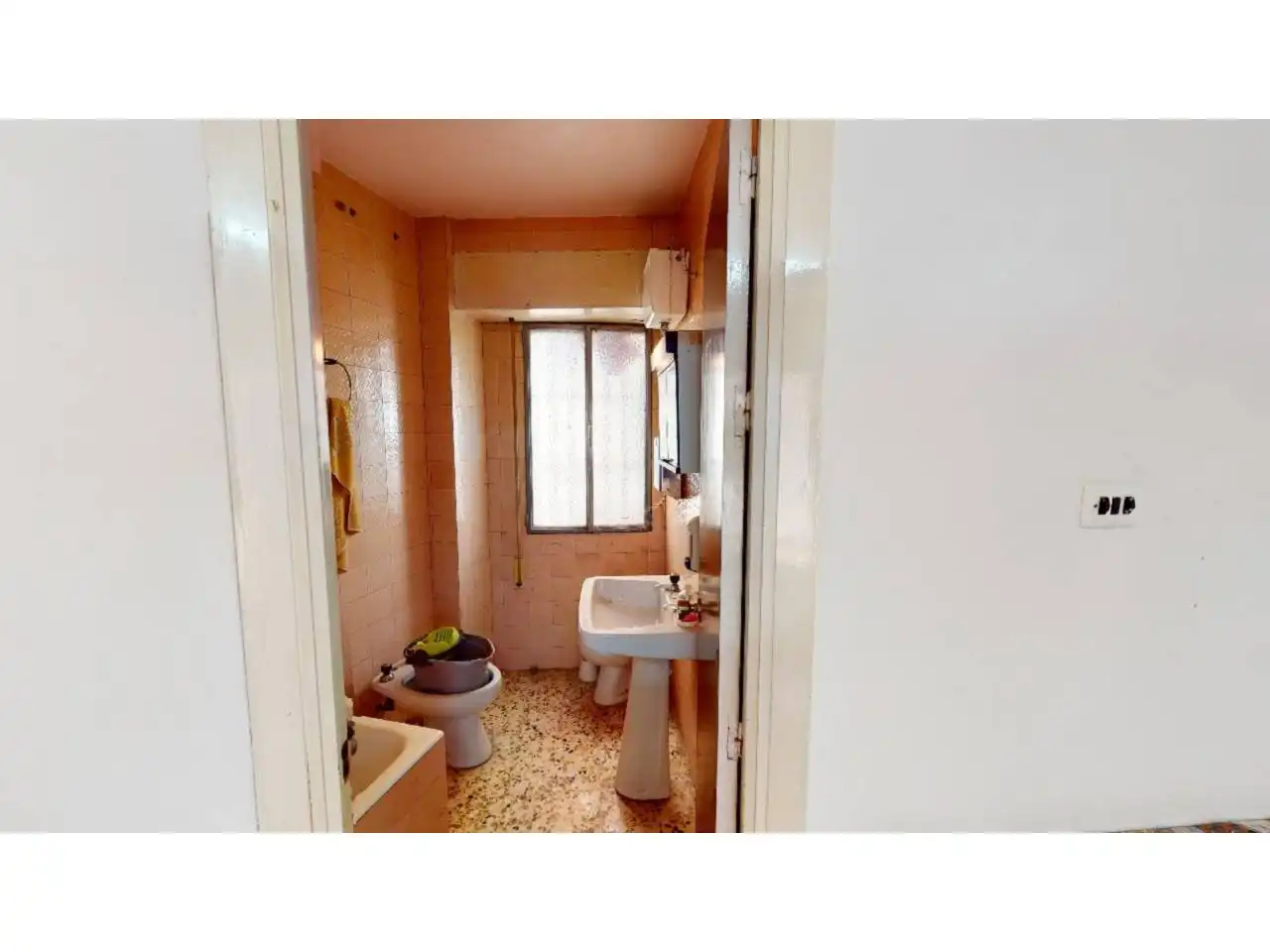 Badezimmer von Büro zum Verkauf in Caravaca de la Cruz mit Klimaanlage
