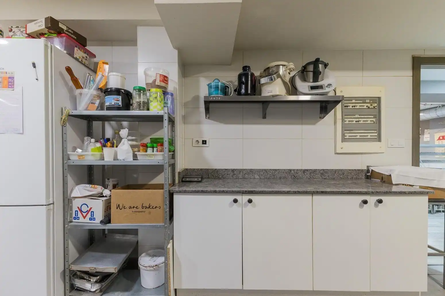 Cocina de Local en venta en Mislata con Aire acondicionado