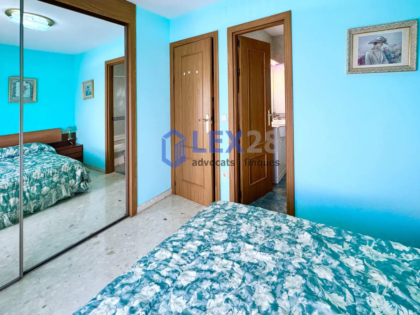 Habitación de Casa adosada en venta en Badalona con Aire acondicionado, Calefacción y Jardín privado