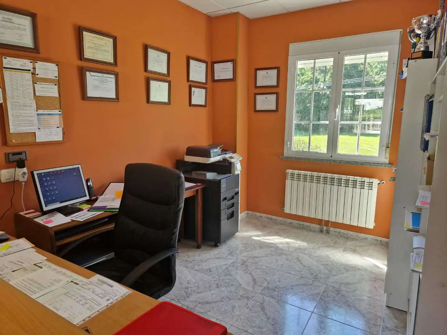 Local de alquiler en Lousame con Amueblado