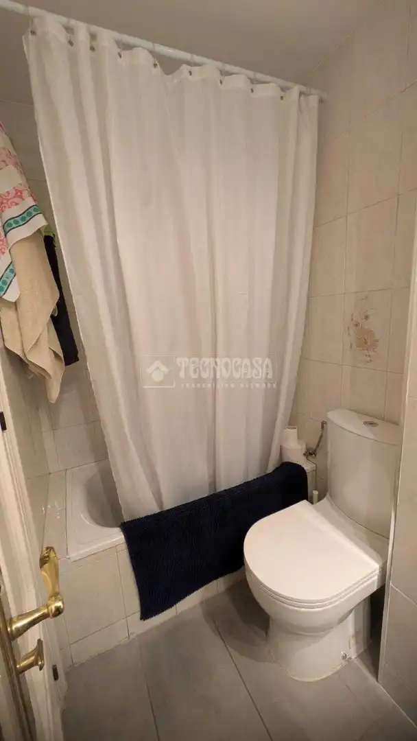 Baño de Piso en venta en Zaragoza con Calefacción